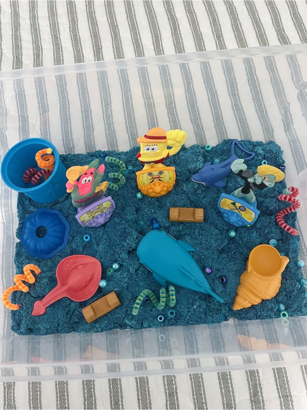 Captain SpongeBob Sensory Kit - Kinetic Sand Toys